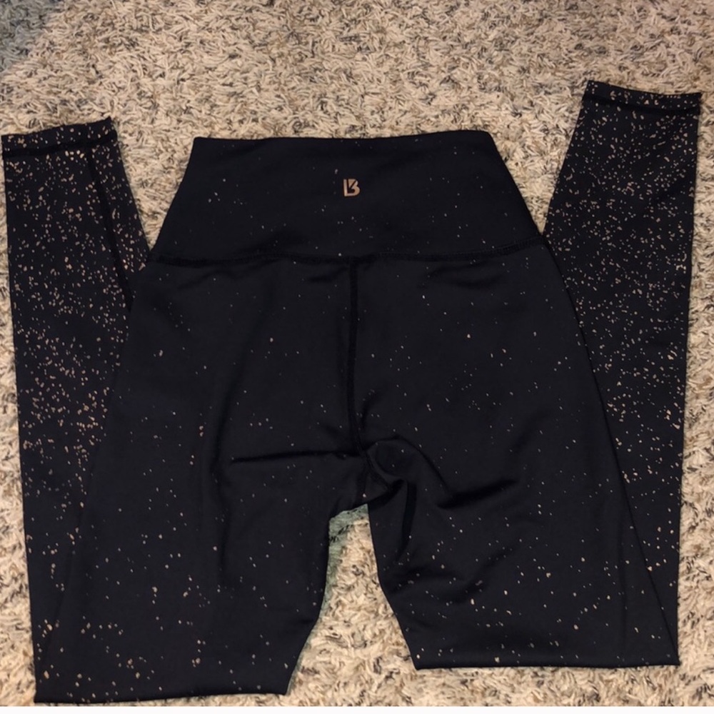 BUFFBUNNY leggings